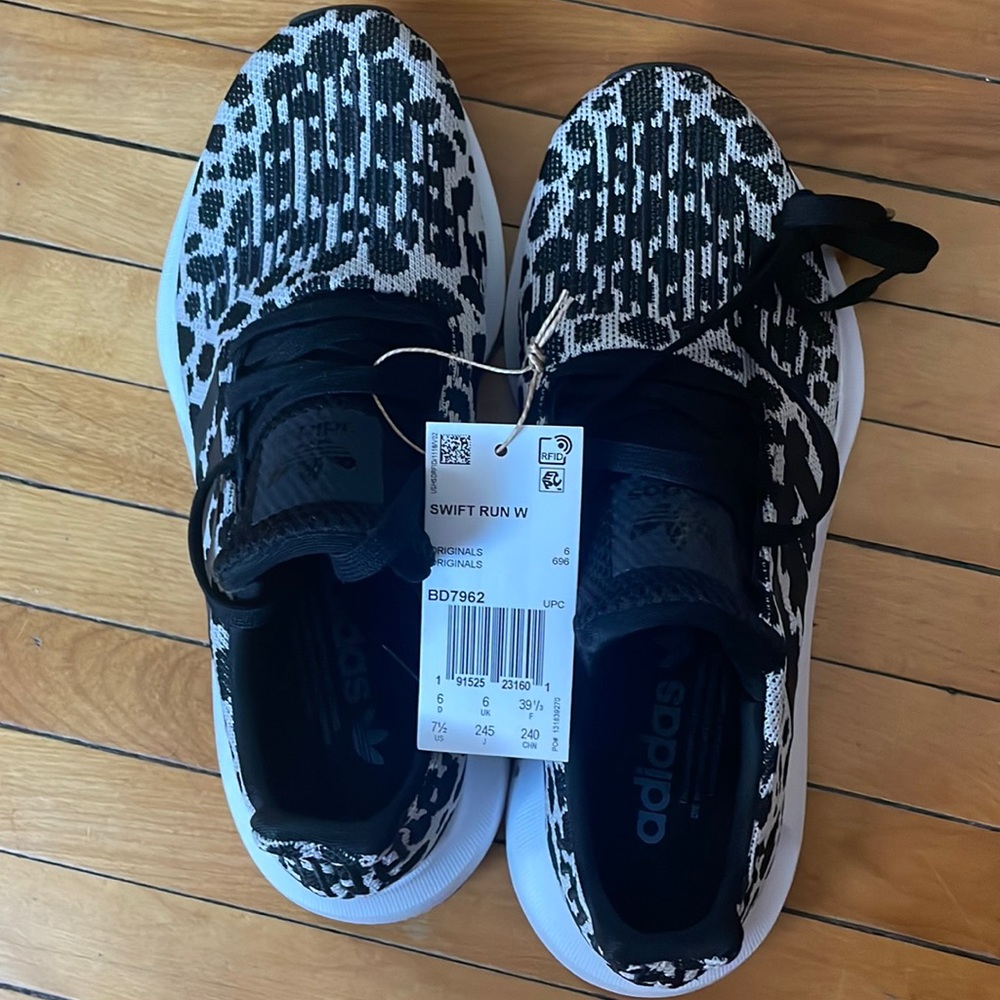 Adidas Run Swift sz 7.5